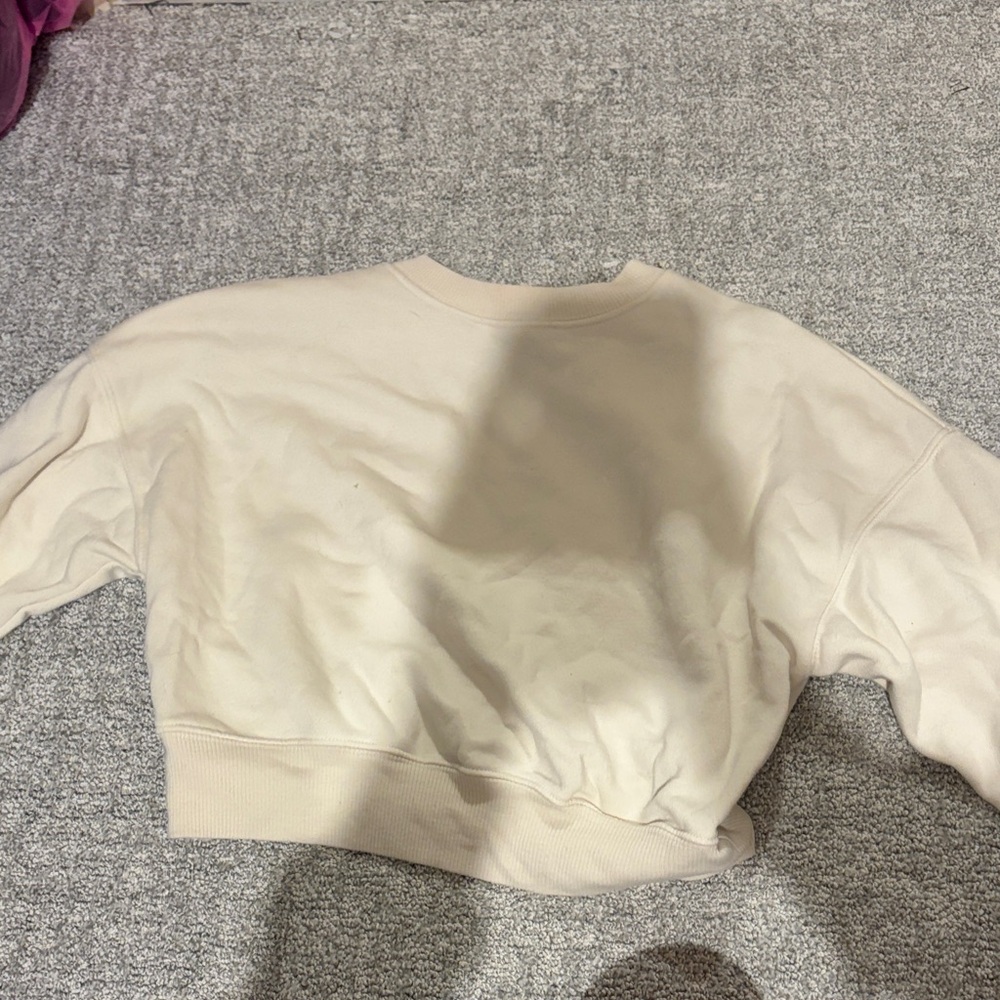 Wild Fable Cream Sweatshirt